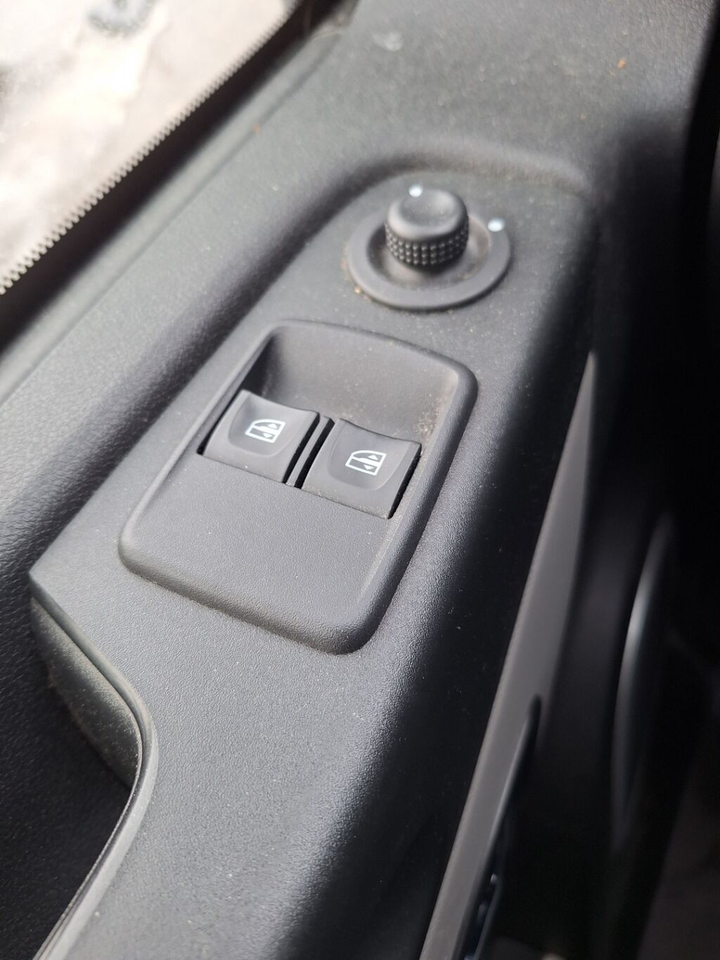 Nissan NV300 2018 Valkoinen