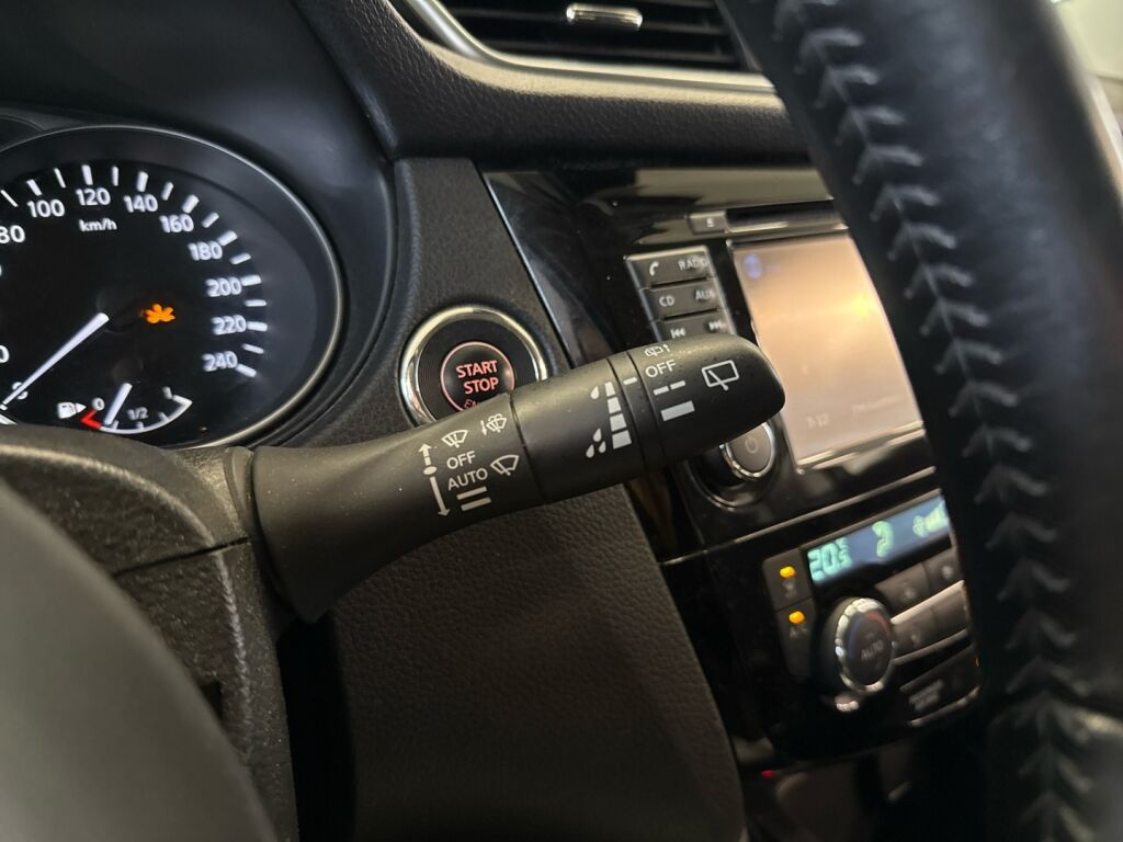 Nissan Qashqai 2018 Musta