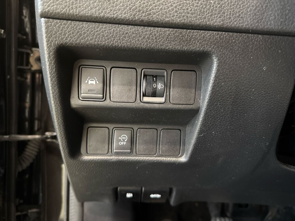 Nissan Qashqai 2018 Musta