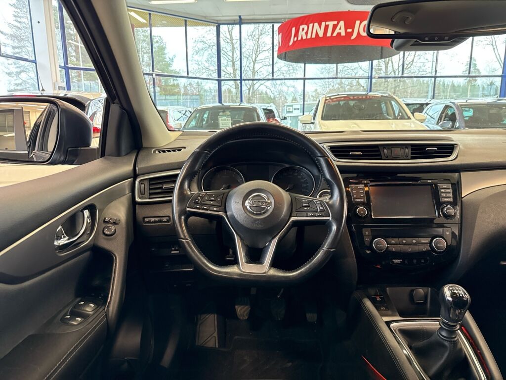 Nissan Qashqai 2018 Musta