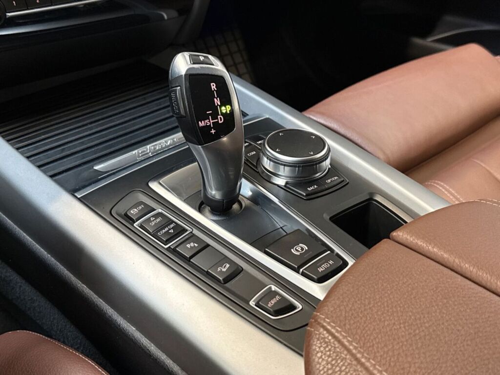 BMW X5 2018 Harmaa