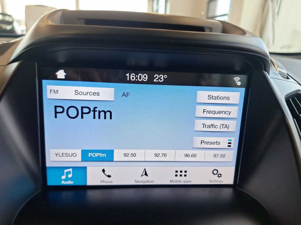 Ford Kuga 2018 Vihreä