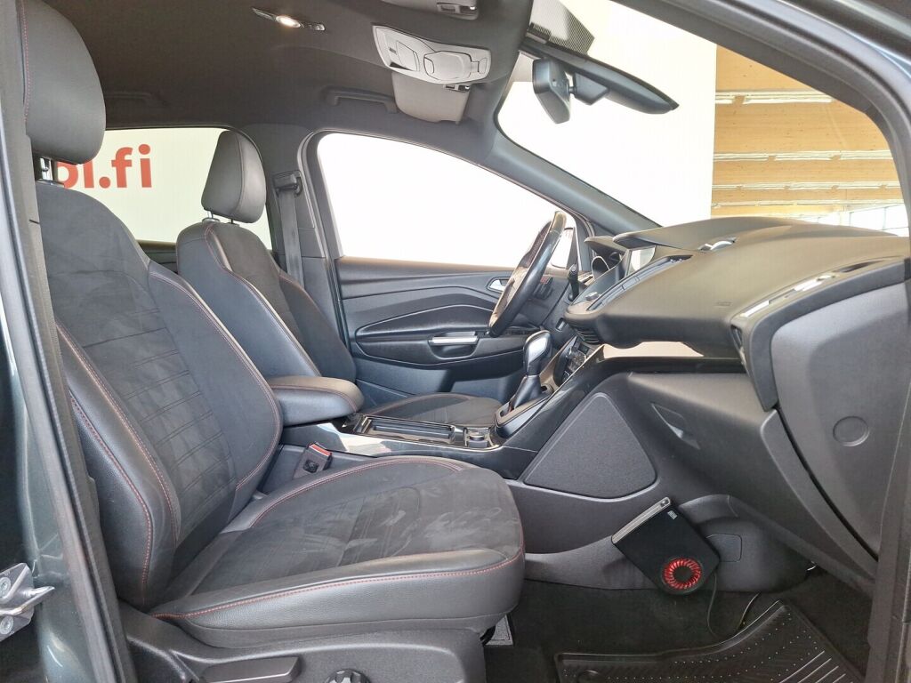 Ford Kuga 2018 Vihreä