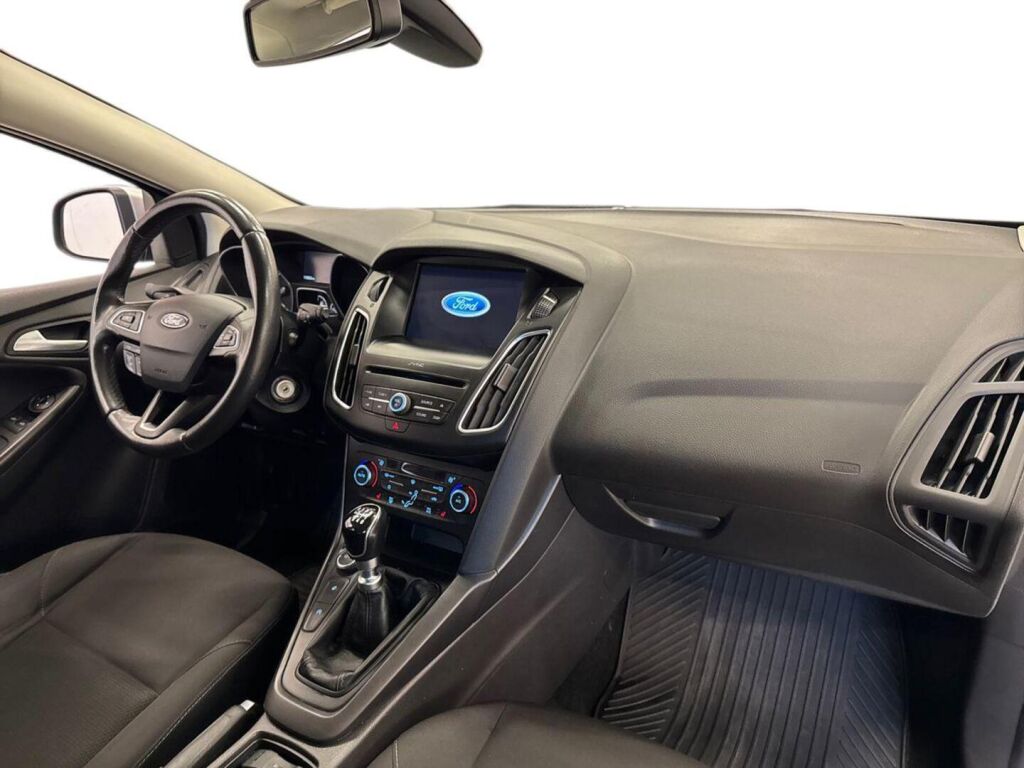 Ford Focus 2018 Harmaa