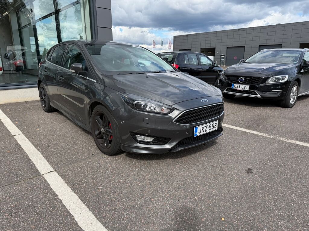 Ford Focus 2018 Harmaa
