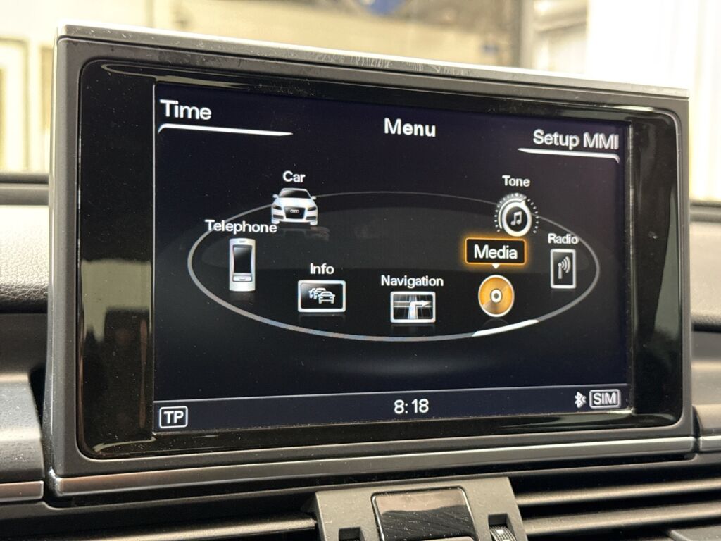 Audi A6 2012 Musta