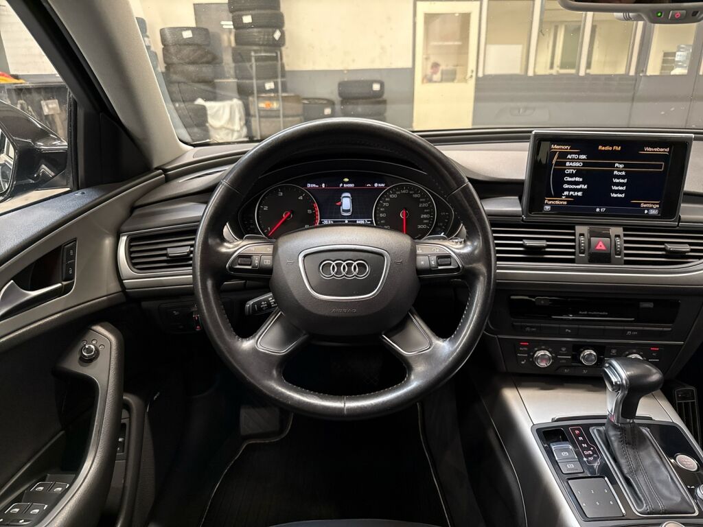 Audi A6 2012 Musta