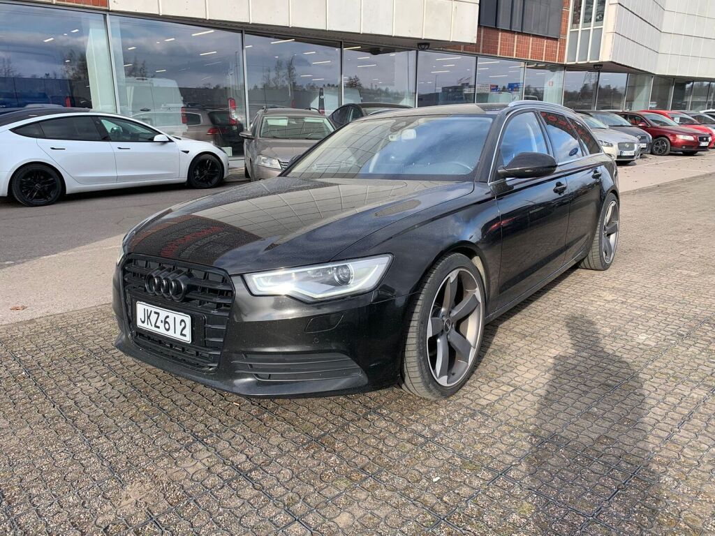 Audi A6 2012 Musta