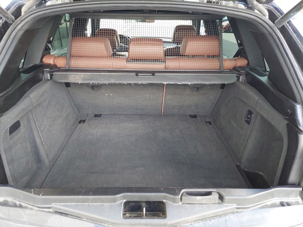 BMW X5 2011 Musta