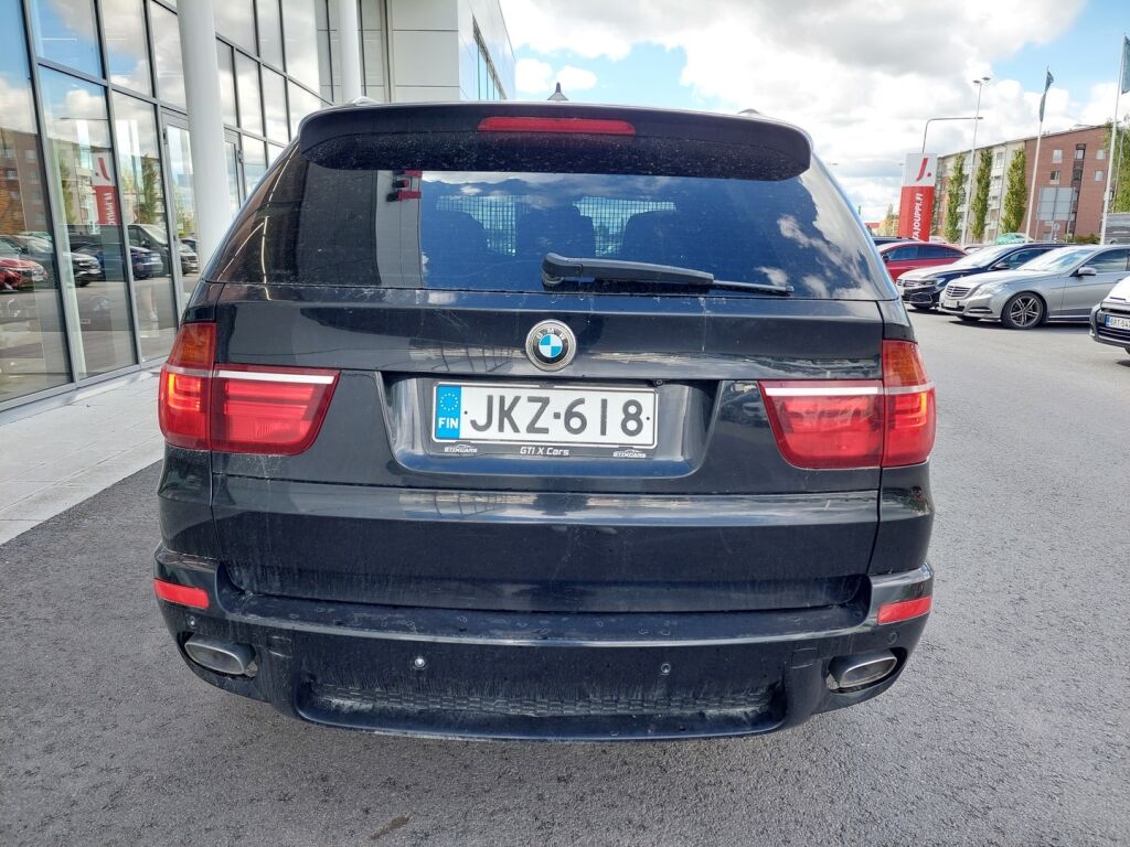 BMW X5 2011 Musta
