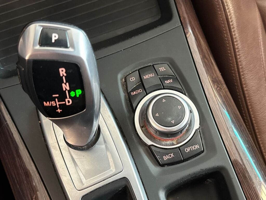 BMW X5 2011 Musta