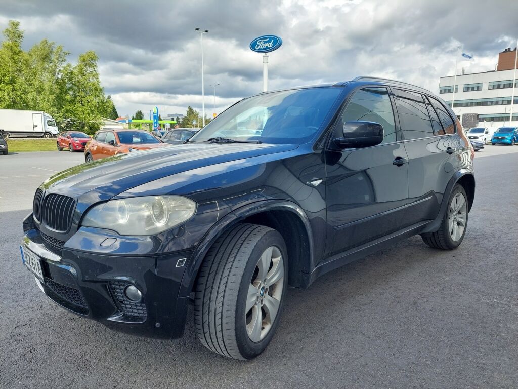 BMW X5 2011 Musta