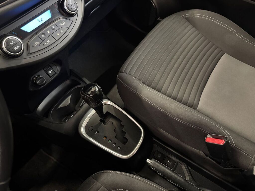 Toyota YARIS 2018 Hopea