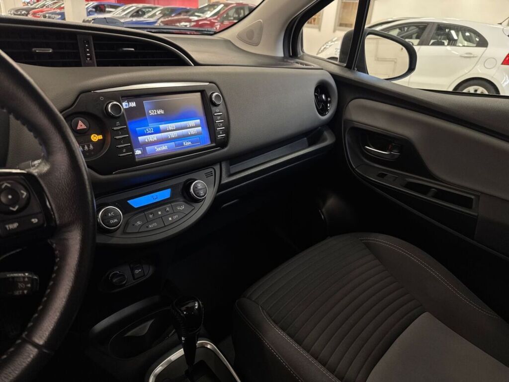Toyota YARIS 2018 Hopea