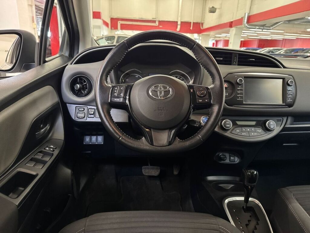 Toyota YARIS 2018 Hopea