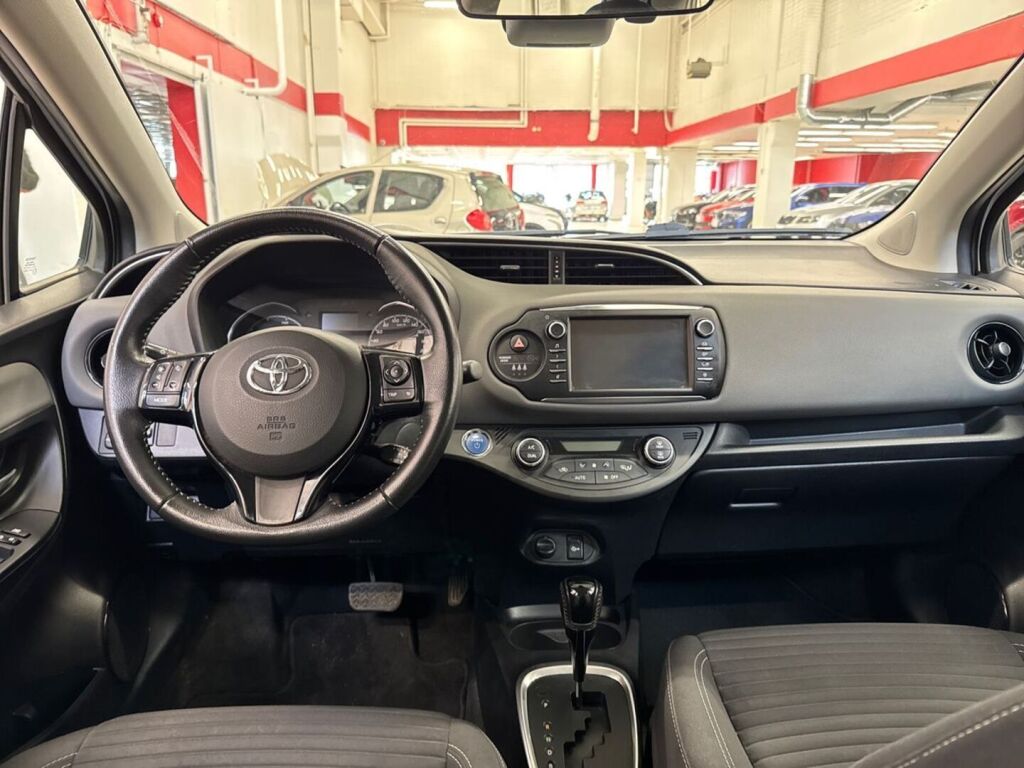 Toyota YARIS 2018 Hopea
