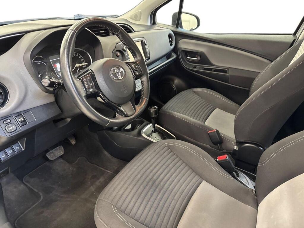 Toyota YARIS 2018 Hopea