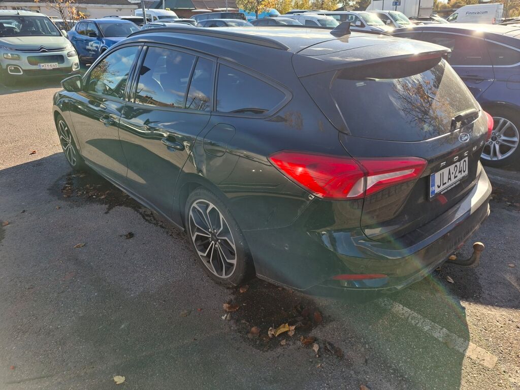 Ford Focus 2019 Musta