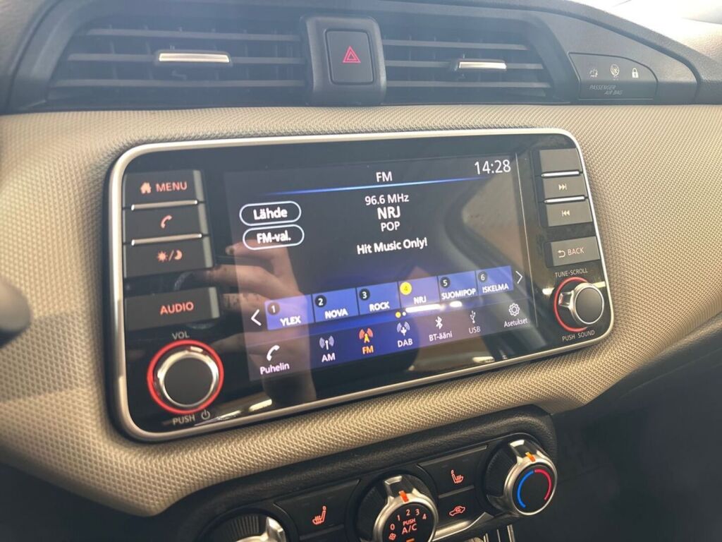 Nissan Micra 2018 Harmaa