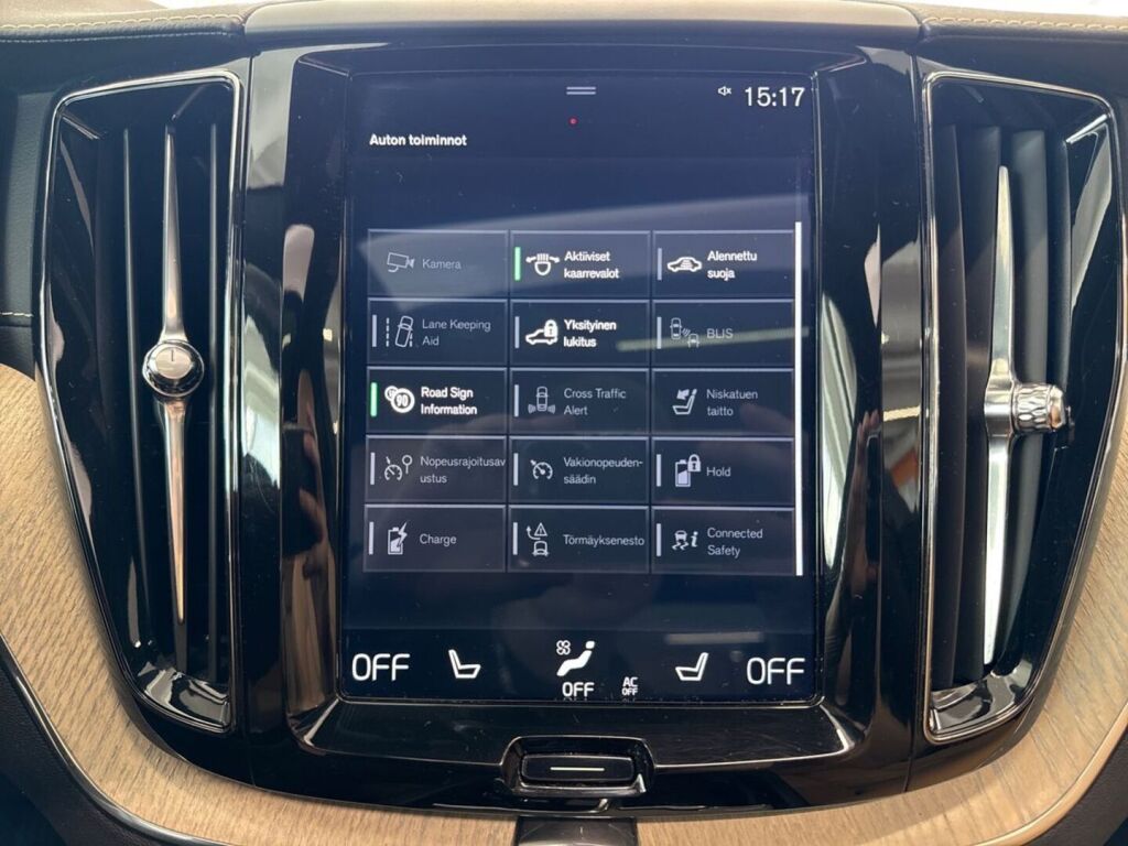 Volvo XC60 2019 Ruskea (beige)