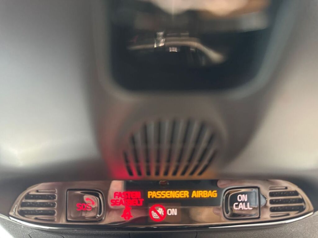 Volvo XC60 2019 Ruskea (beige)
