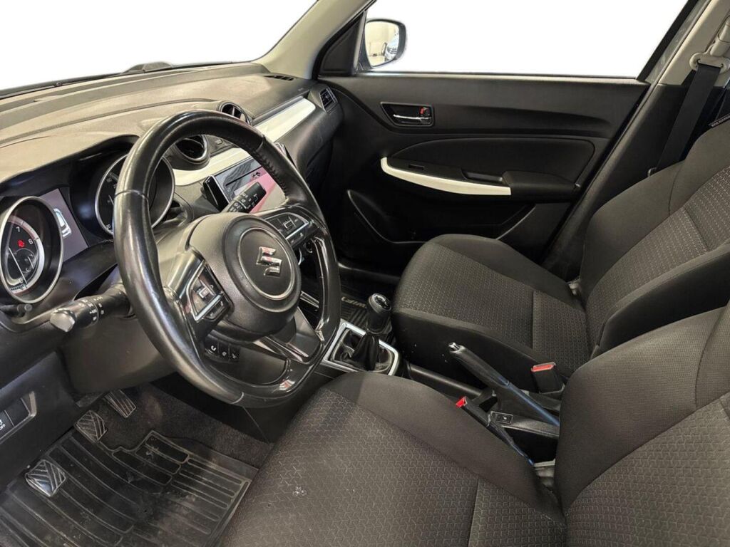 Suzuki Swift 2019 Harmaa