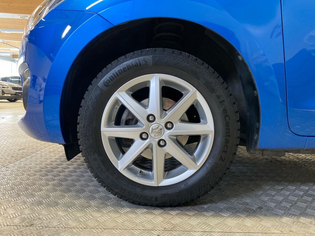 Suzuki Swift 2018 Sininen