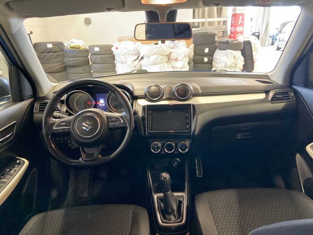 Suzuki Swift 2018 Sininen