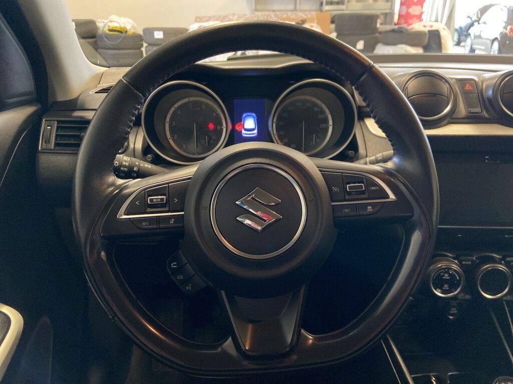 Suzuki Swift 2018 Sininen