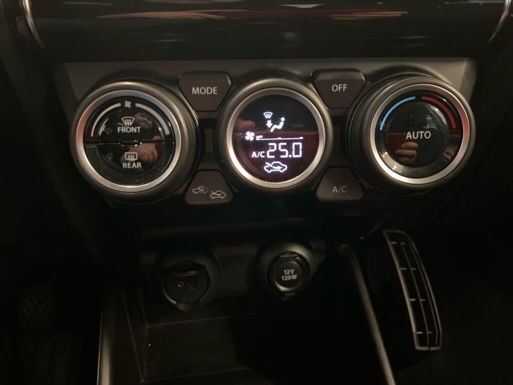 Suzuki Swift 2018 Sininen