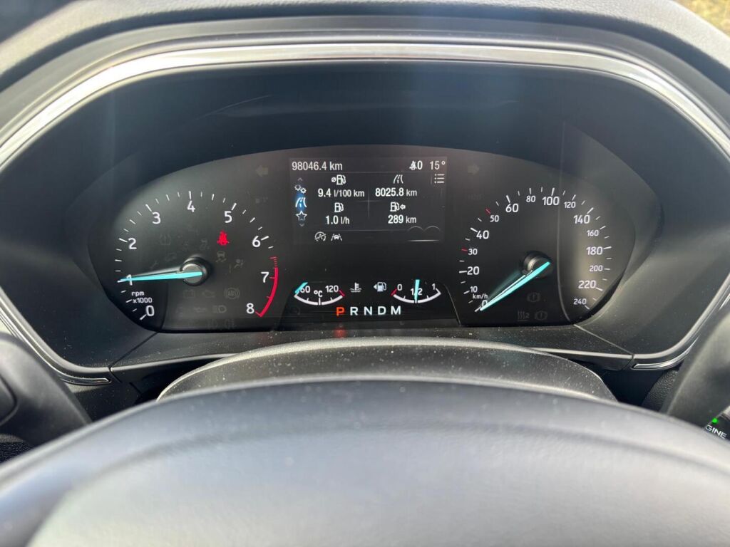 Ford Focus 2018 Sininen