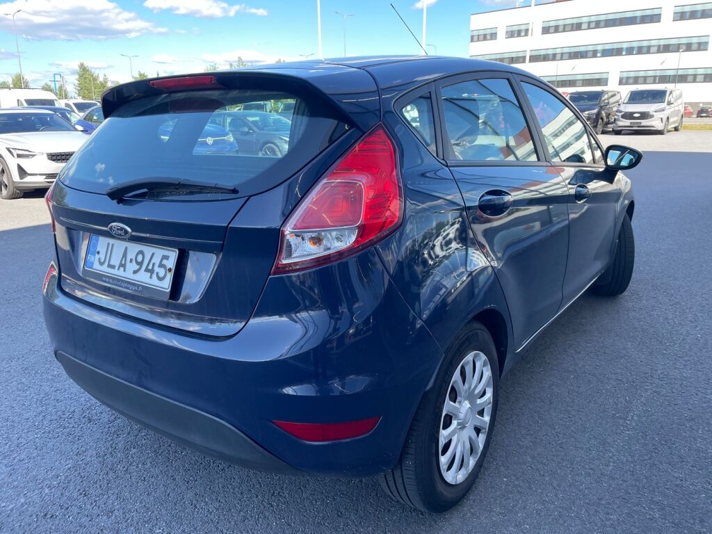 Ford Fiesta 2014 Sininen