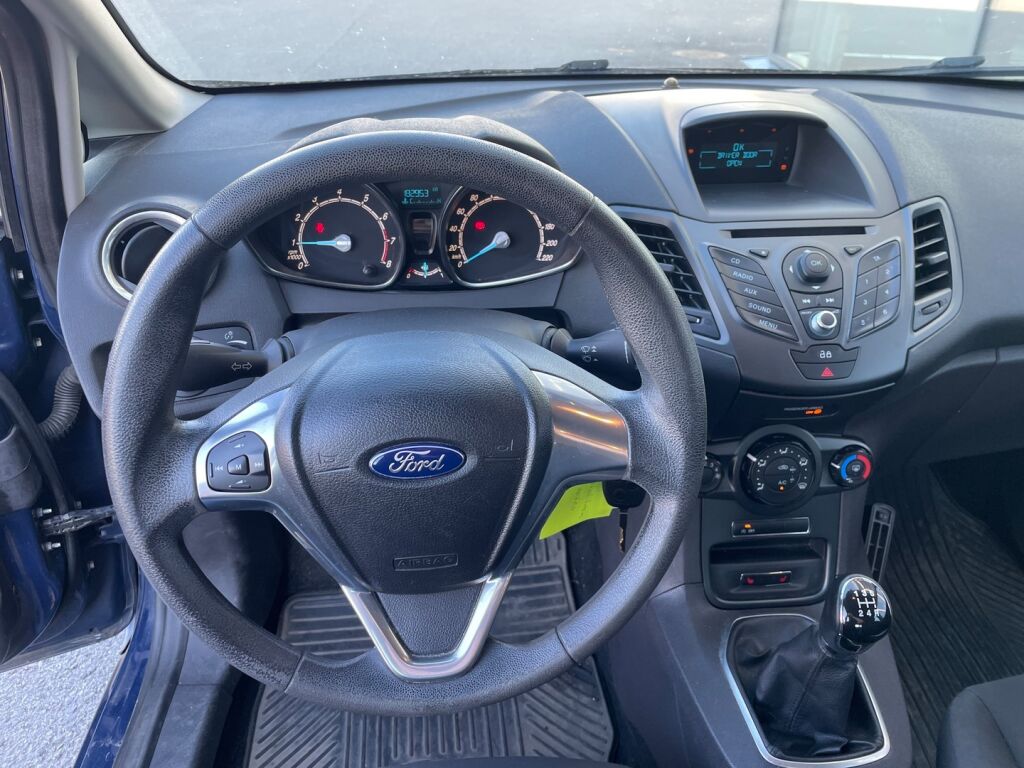 Ford Fiesta 2014 Sininen