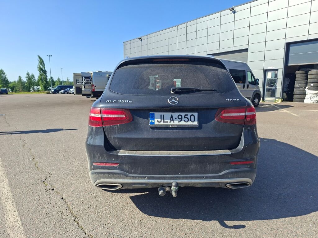 Mercedes-Benz GLC 2018 Musta