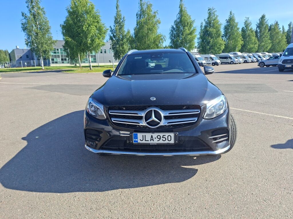 Mercedes-Benz GLC 2018 Musta
