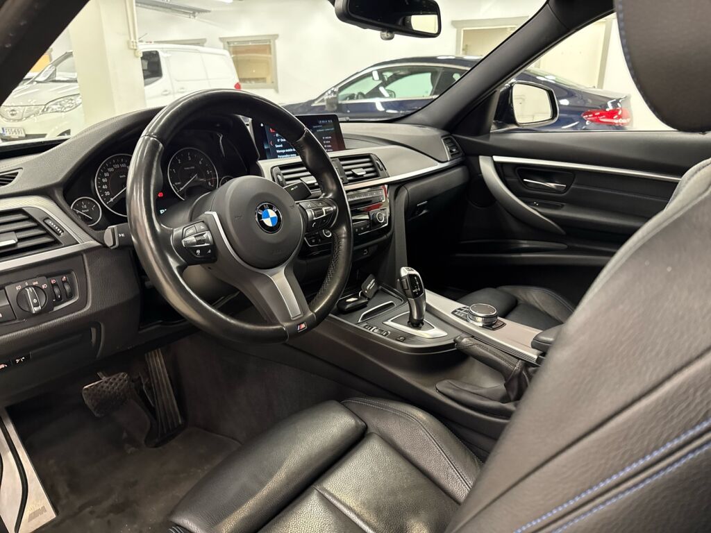 BMW 320 2019 Musta