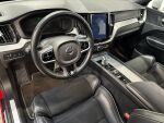 Volvo XC60 2018 Punainen