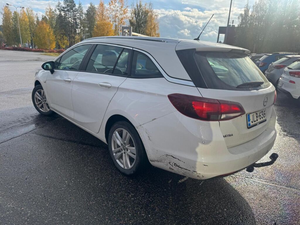 Opel Astra 2019 Valkoinen