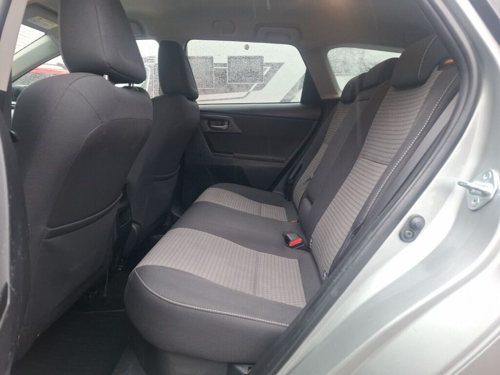 Toyota Auris 2018 Harmaa