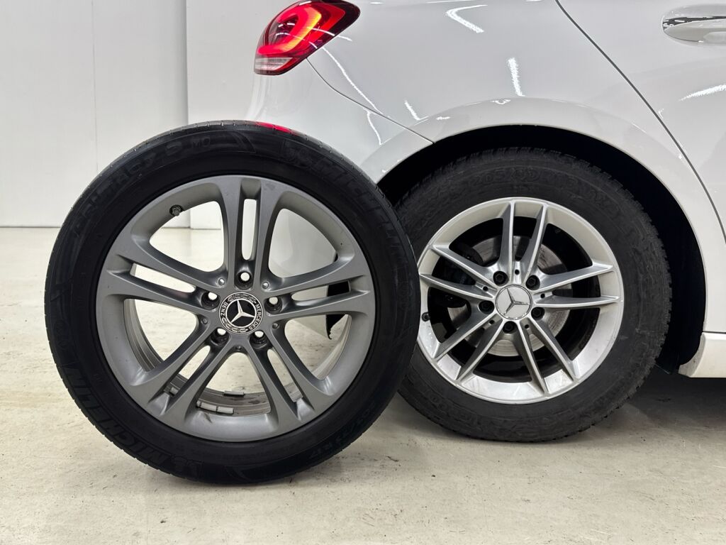 Mercedes-Benz A 2018 Valkoinen