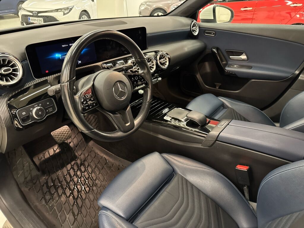 Mercedes-Benz A 2018 Valkoinen