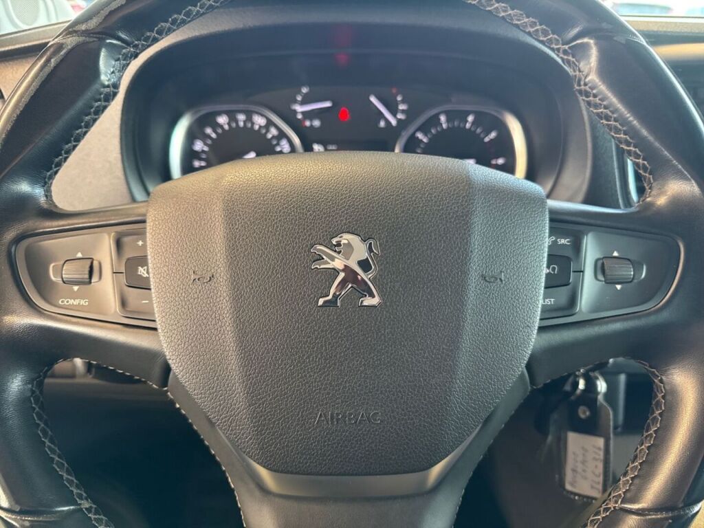 Peugeot Expert 2019 Valkoinen