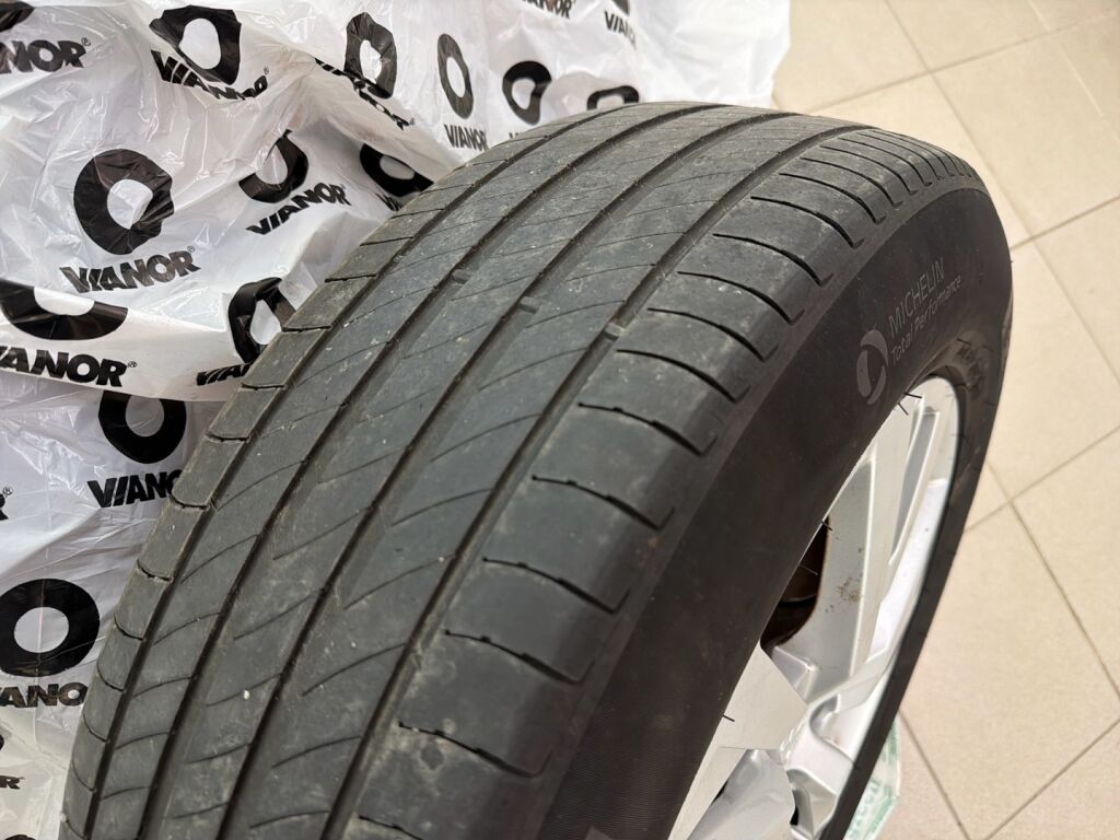 Peugeot 5008 2019 Valkoinen