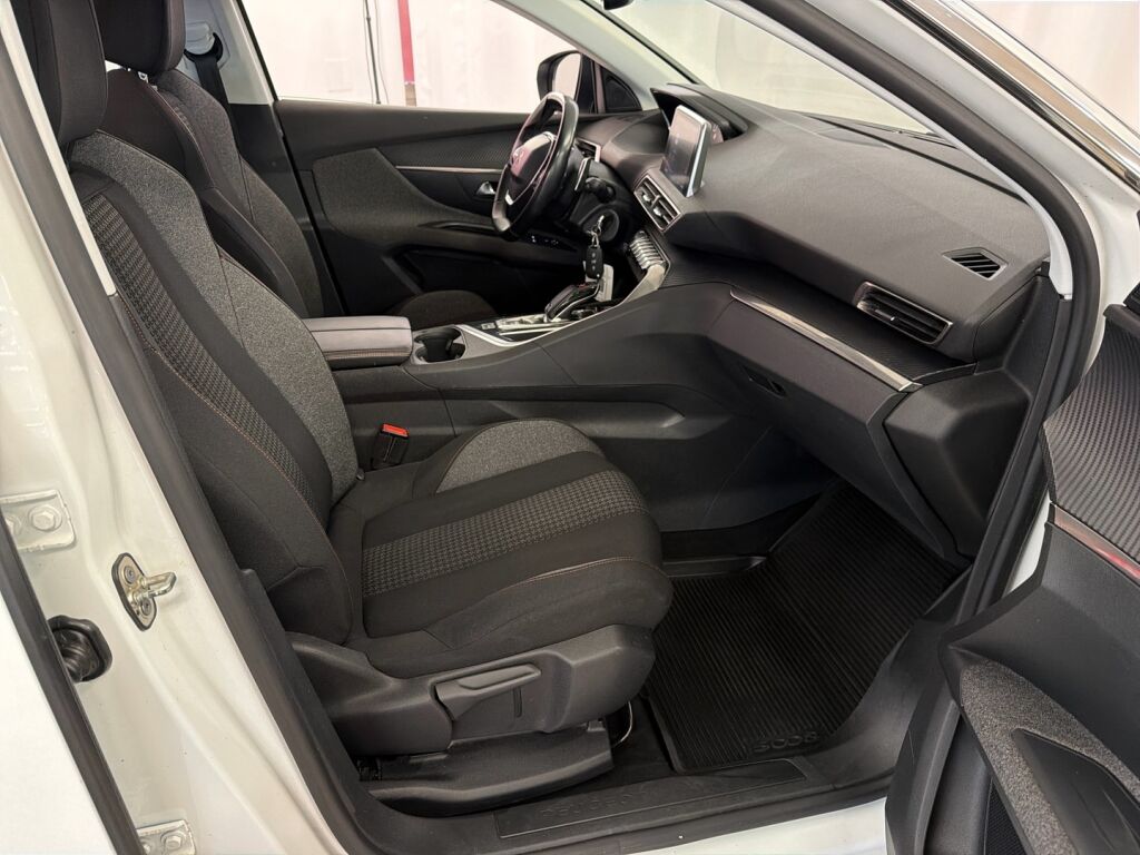 Peugeot 5008 2019 Valkoinen