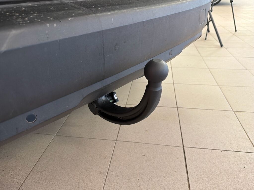 Peugeot 5008 2019 Valkoinen