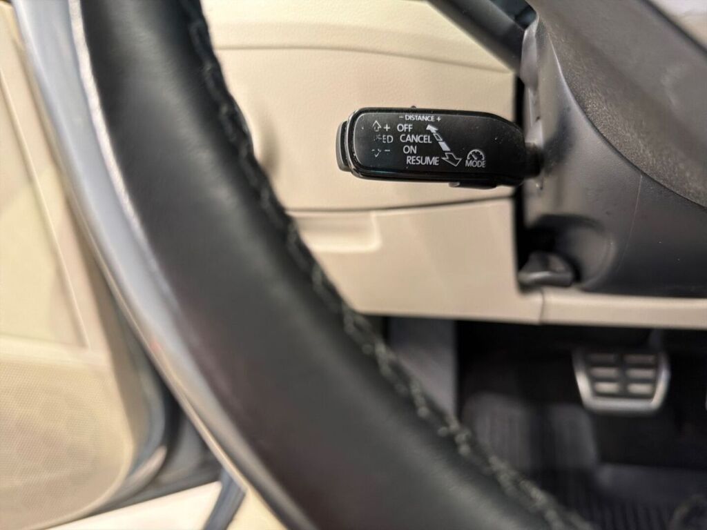 Skoda Superb 2019 Harmaa