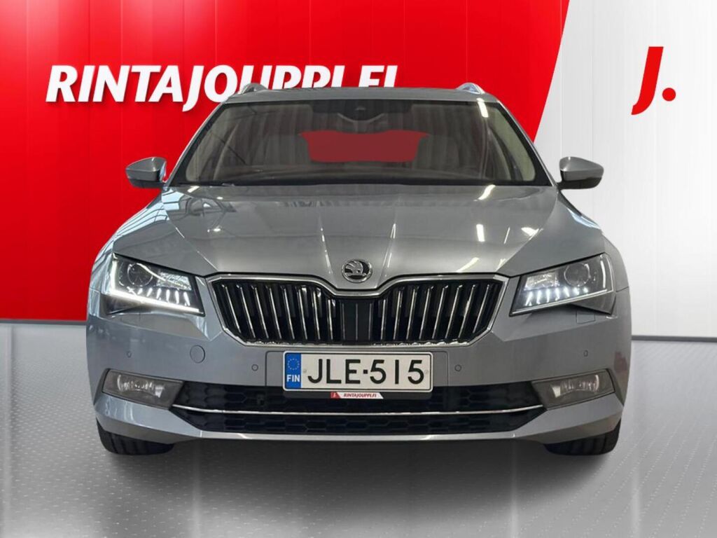 Skoda Superb 2019 Harmaa