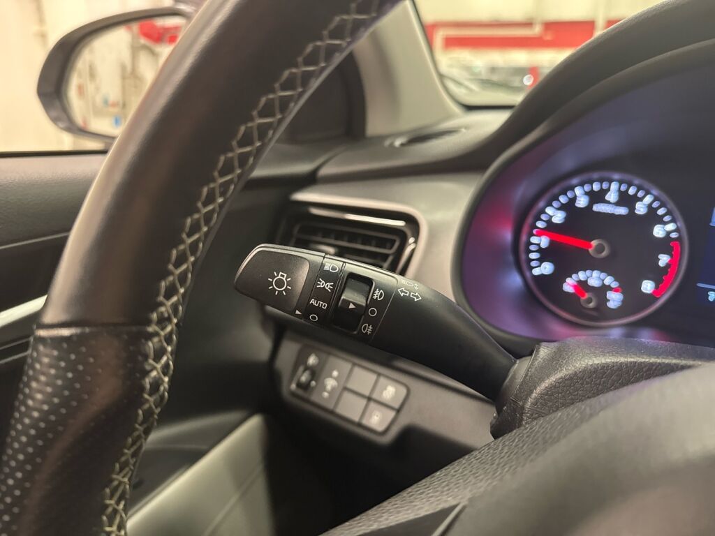 Kia Stonic 2019 Harmaa