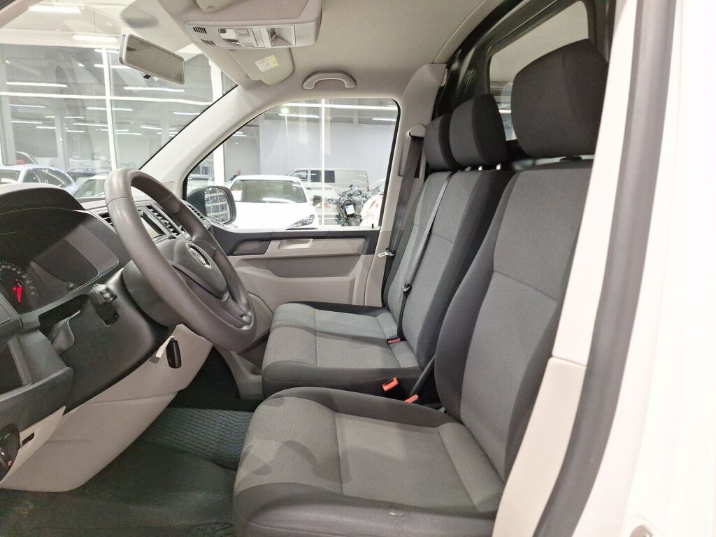 Volkswagen Transporter 2019 Valkoinen