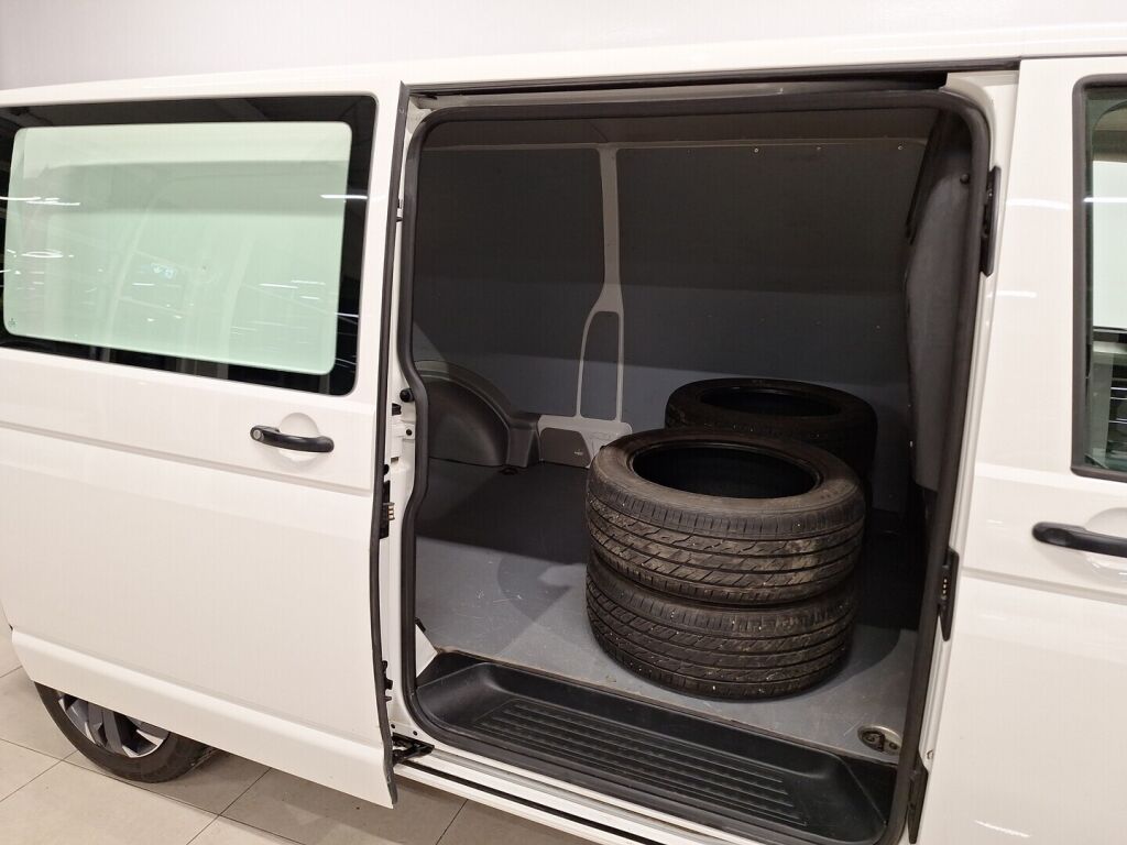 Volkswagen Transporter 2019 Valkoinen